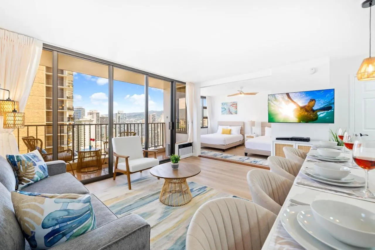 Gorgeous Condo With Ocean View, Near Beach, Free Parking Honolulu
