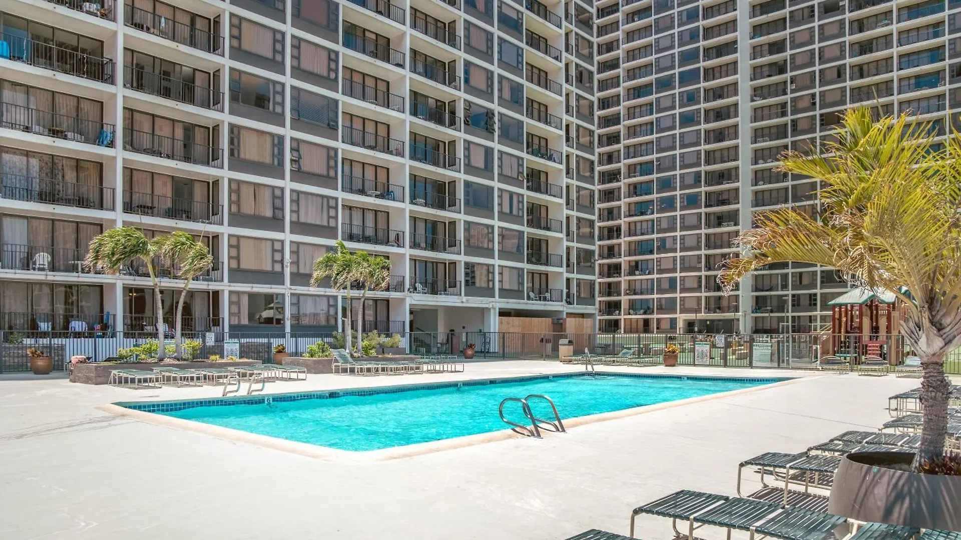 Апартаменты Gorgeous Condo With Ocean View, Near Beach, Free Parking Гонолулу